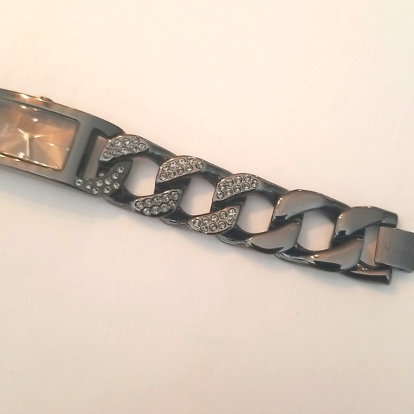 GUESS Ladies Chain Link Rhinestone Watch - Picture 8 of 8